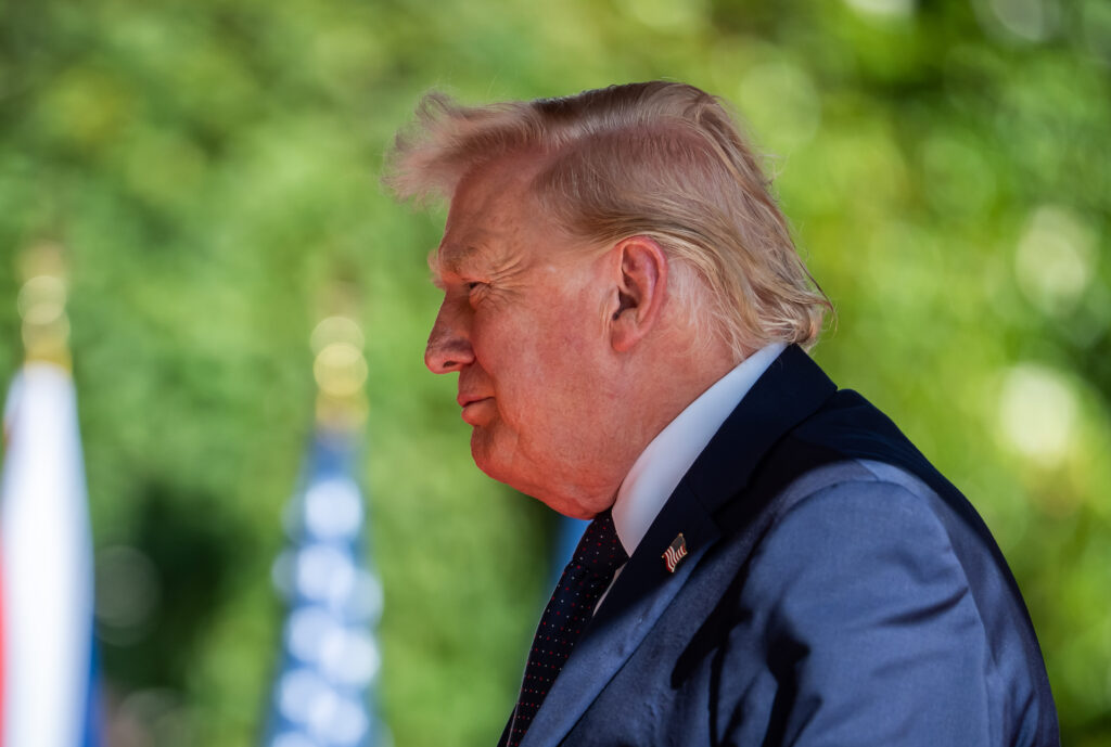 Peste 24 de state contestă administrația Trump privind fondurile pentru dezastre și condiții de imigrație și alegeri
