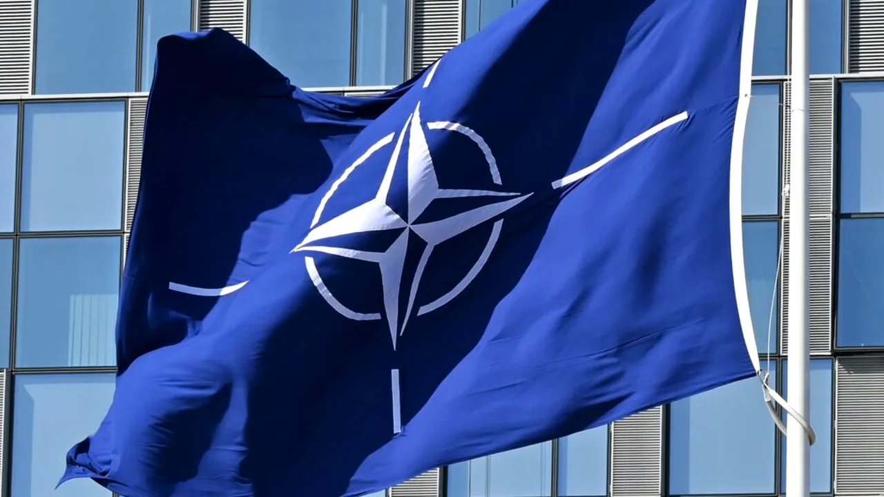 NATO confirmă doborârea dronei din România la solicitarea forțelor transatlantice